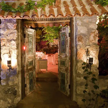 Отель Perdue Фаралия